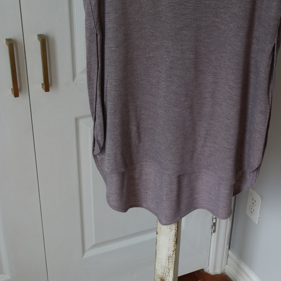 Muave Wilfred Hi-Low TShirt - Picture 5 of 5